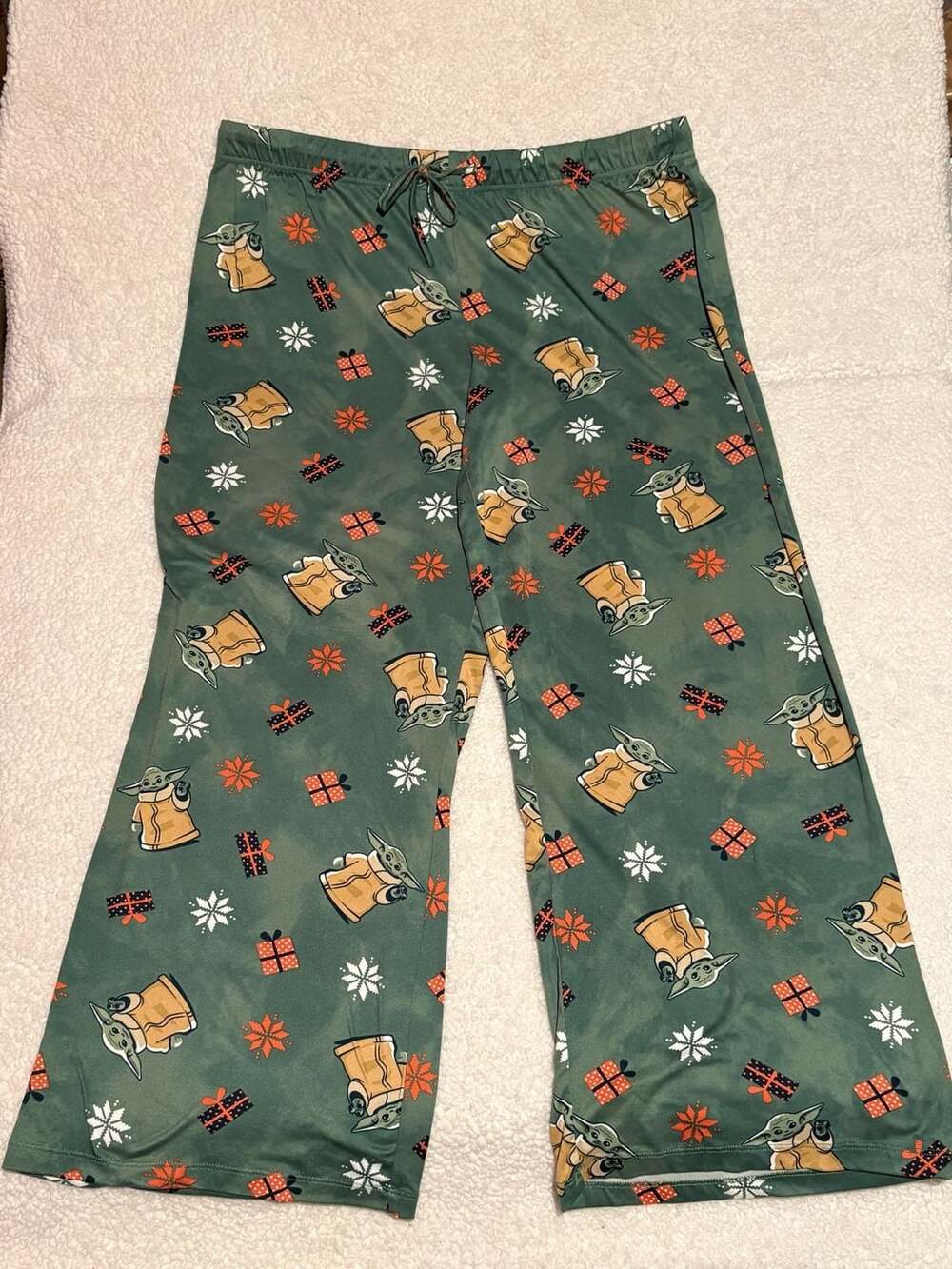 Star Wars The Mandalorian Grogu Baby Yoda Holiday Print Lounge Pajama Pants XL